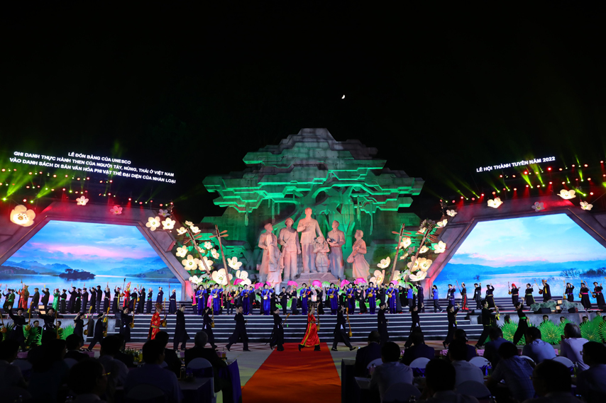 Don Bang Unesco Ghi Danh Then 06