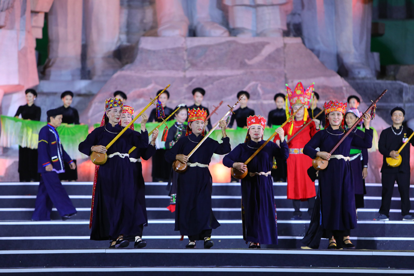 Don Bang Unesco Ghi Danh Then 09