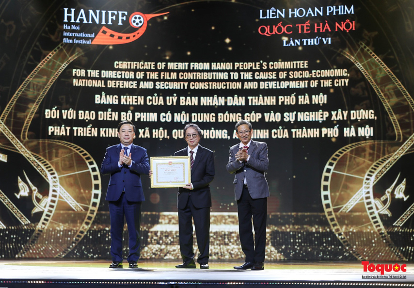 Be Mac Va Trao Giai Lien Hoan Phim Quoc Te Ha Noi Lan Thu Vi 15