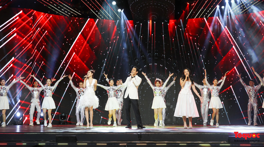 Be Mac Va Trao Giai Lien Hoan Phim Quoc Te Ha Noi Lan Thu Vi 17