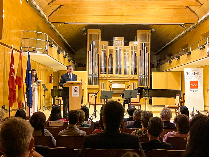 Hoa Nhac Ky Niem 45 Nam Quan He Ngoai Giao Viet Nam Tay Ban Nha 01