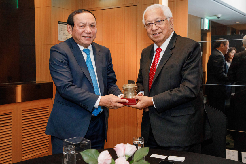 Tang Cuong Hop Tac Giua Uy Ban Olympic Viet Nam Voi Hiep Hoi Cac Uy Ban Olympic Quoc Gia De Dao Tao Va Phat Trien Cac Bo Mon The Thao Olympic 02