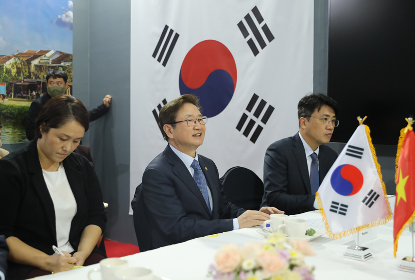 Viet Nam Han Quoc Hop Tac Phat Trien Cac Nganh Cong Nghiep Van Hoa 02