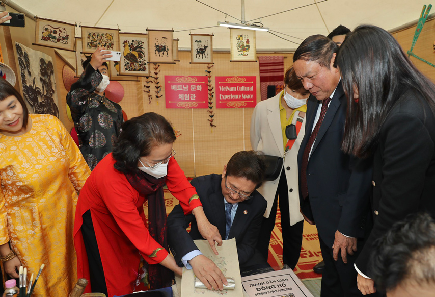 Viet Nam Han Quoc Hop Tac Phat Trien Cac Nganh Cong Nghiep Van Hoa 09