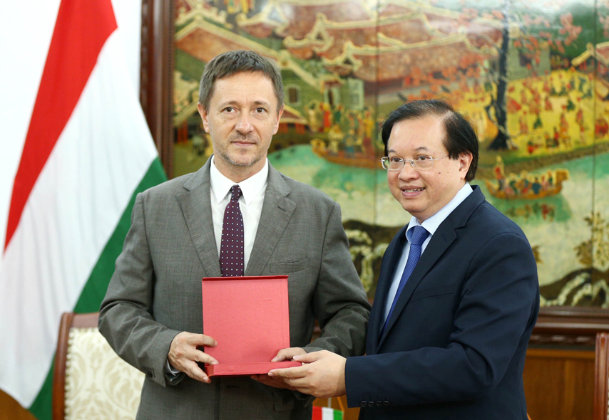 Viet Nam Hungary Tang Cuong To Chuc Cac Hoat Dong Giao Luu Van Hoa 03