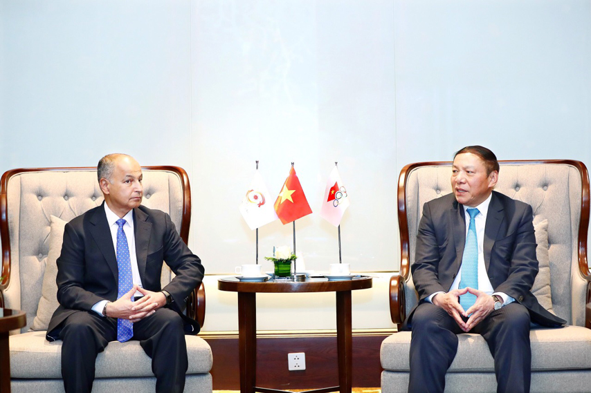 Hoi Dong The Thao Chau A Oca Va Lien Doan Boi The Gioi Fina Ho Tro Co So Vat Chat Va Dao Tao Huan Luyen Vien Van Dong Vien Boi Loi Cho The Thao Viet Nam 02