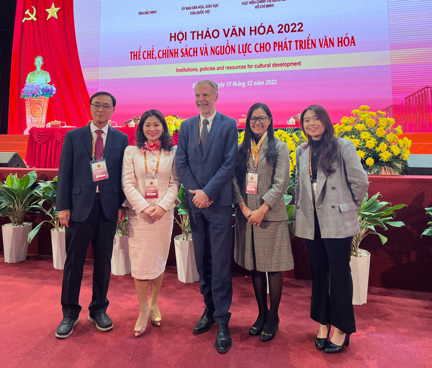 Hoi Thao Van Hoa 2022 The Che Chinh Sach Va Nguon Luc Cho Phat Trien Van Hoa 06