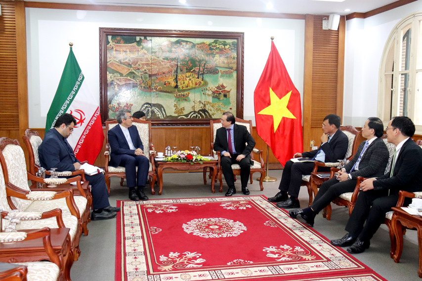 Thuc Day Hop Tac Vhttdl Viet Nam Iran Di Vao Thuc Chat 03