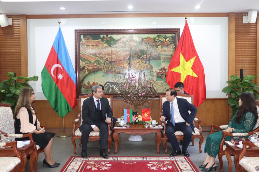 Viet Nam Azerbaijan Tang Cuong Hop Tac Van Hoa The Thao Va Du Lich 01