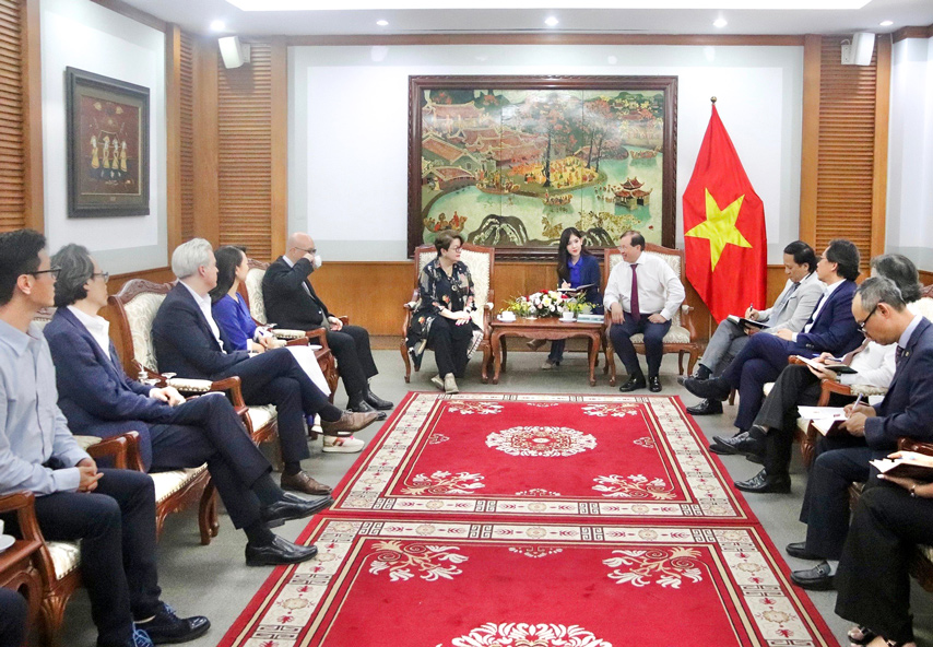 Bovhttdl Thuc Day Hop Tac Dao Tao Tai Nang Nghe Thuat Voi Hoc Vien Bieu Dien Nghe Thuat Hong Kong 01