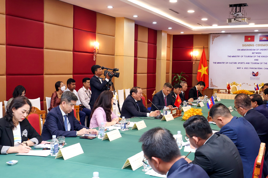 Day Manh Lien Ket Hop Tac Du Lich Vn Cpc Thong Qua Ky Ket Va Trien Khai Ban Ghi Nho Hop Tac 05