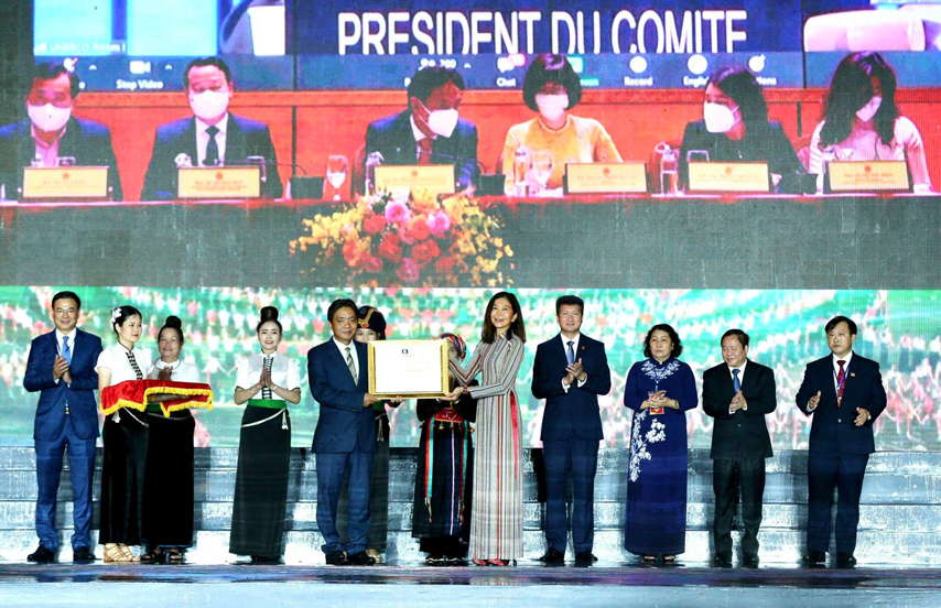 Ghi Danh Xoe Thai 01