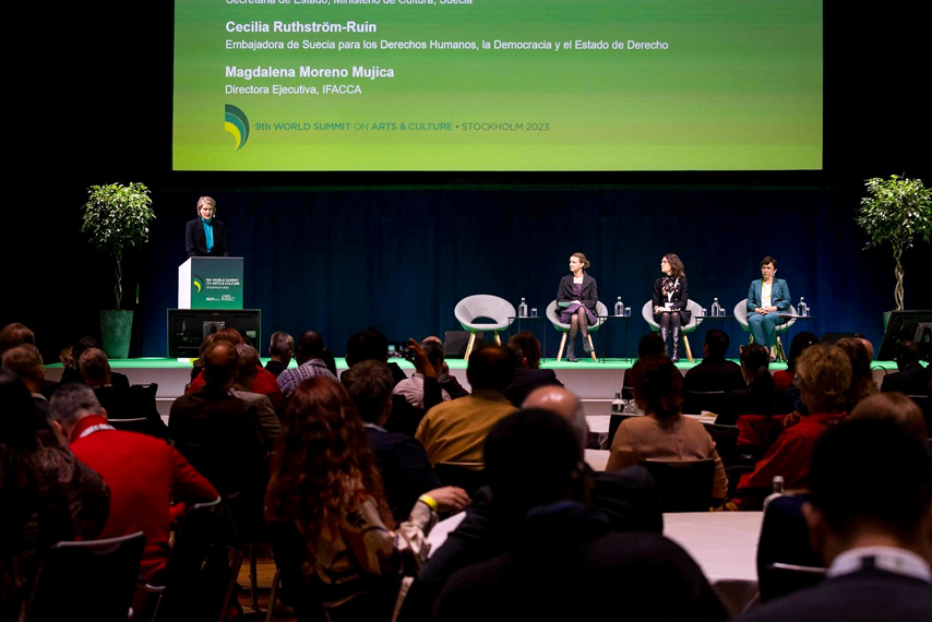 Htqt Va Thuc Day Doi Thoai Toan Cau Tai Hoi Nghi Thuong Dinh The Gioi Ve Van Hoa Va Nghe Thuat 04