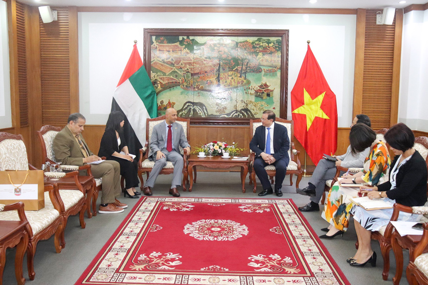 Vn Uae Tang Cuong Hop Tac Du Lich Van Hoa 01