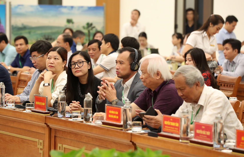 Khai Mac Le Hoi Den Hung 11