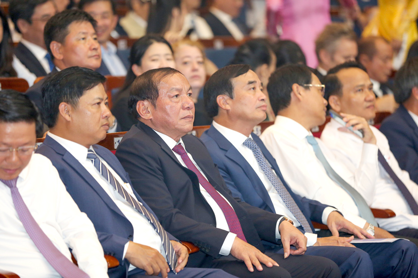 Khai Mac Lien Hoan Phim Chau A Da Nang 2023 An Tuong Sang Tao 03