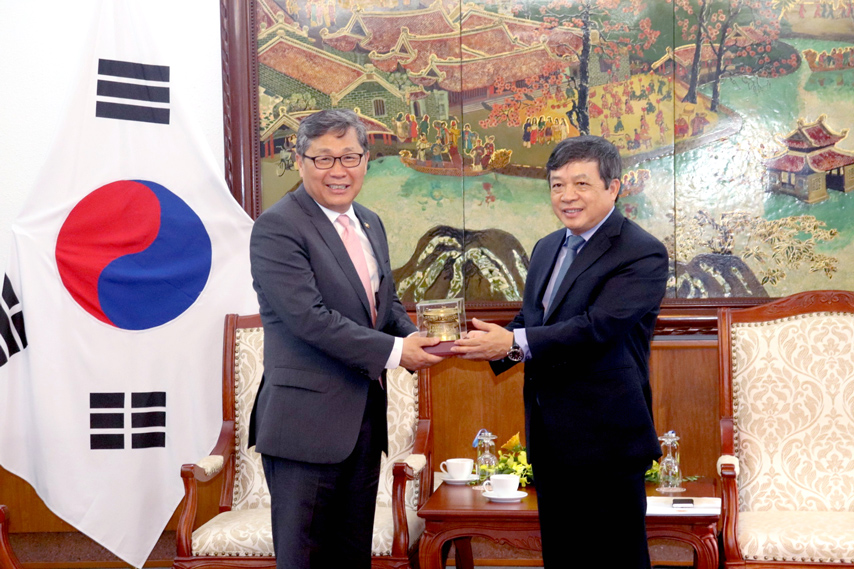 Lam Sau Sac Hon Nua Moi Quan He Hop Tac Trong Linh Vuc Vhttdl Giua Viet Nam Han Quoc 03