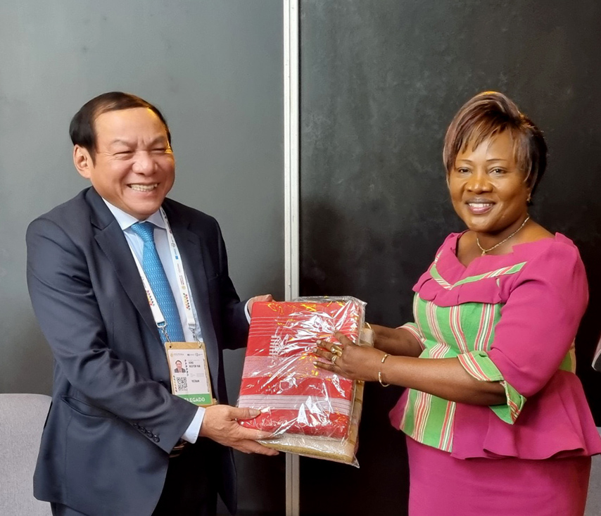 Mo Rong Hop Tac Voi Cac Quoc Gia My Latinh Va Chau Phi Tai Hoi Nghi Mondiacult 2022 02