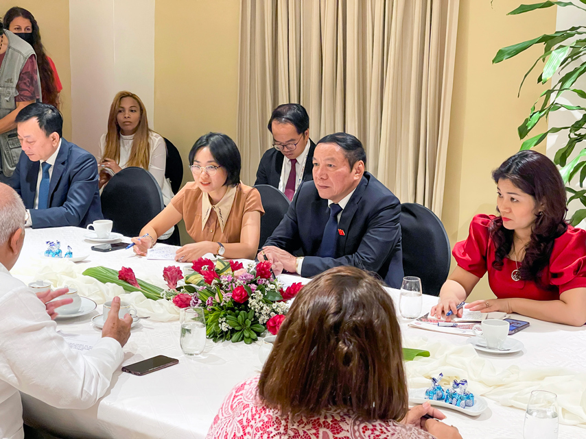 Phat Trien Hop Tac Van Hoa Song Phuong Tuong Xung Quan He Huu Nghi Dac Biet Viet Nam Cuba 02