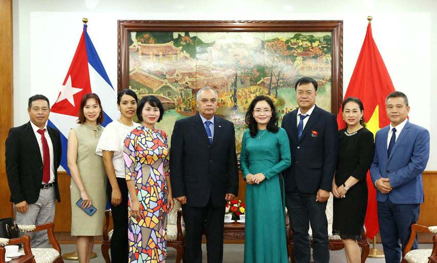 Tang Cuong Hop Tac The Thao Giua Viet Nam Va Cuba 03