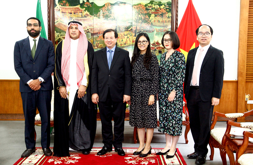 Thuc Day Hop Tac Van Hoa Du Lich Viet Nam A Rap Xe Ut Xung Voi Tiem Nang 04