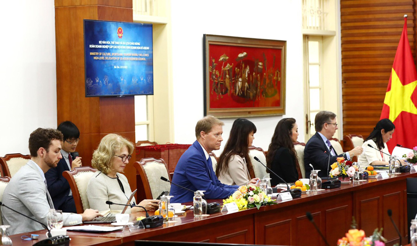 Tiep Tuc Tang Cuong Hop Tac Giua Bo Van Hoa The Thao Va Du Lich Va Hoi Dong Kinh Doanh Hoa Ky Asean Di Vao Chieu Sau 04
