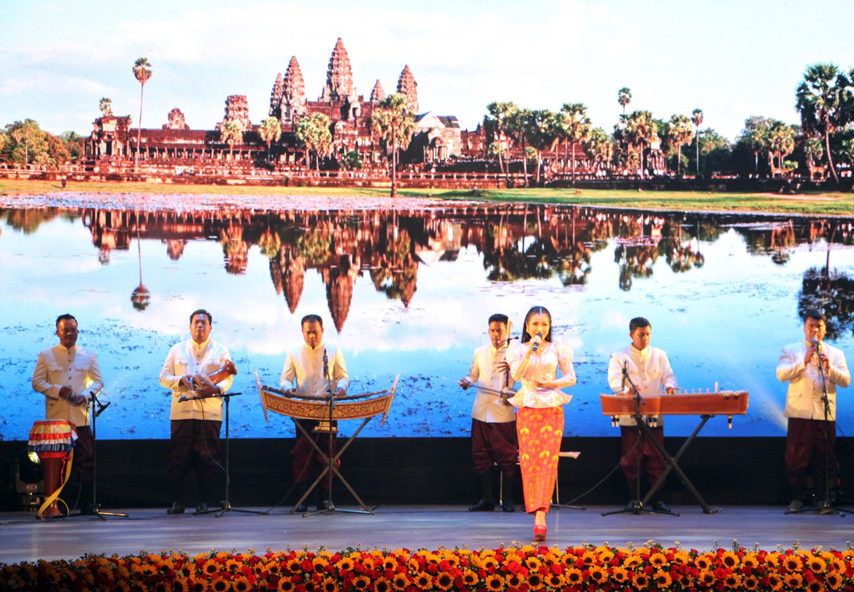 Tiep Tuc Tang Cuong Hop Tac Van Hoa Viet Nam Campuchia Gop Phan Phat Trien Quan He Huu Nghi Lang Gieng Tot Dep 06