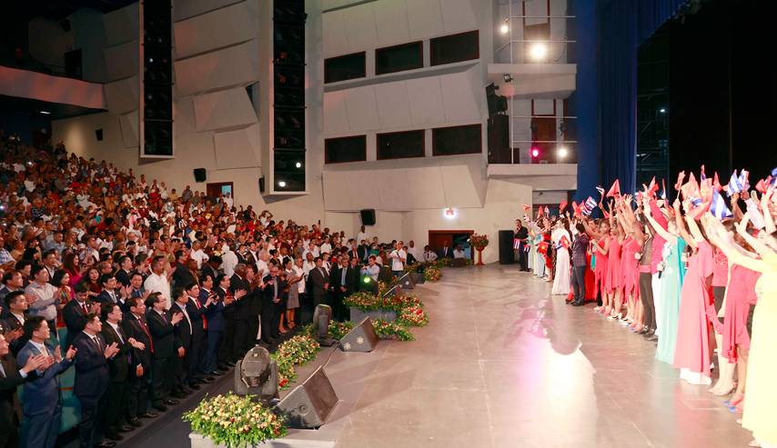 Van Hoa Suc Manh Doan Ket Viet Nam Cuba 08