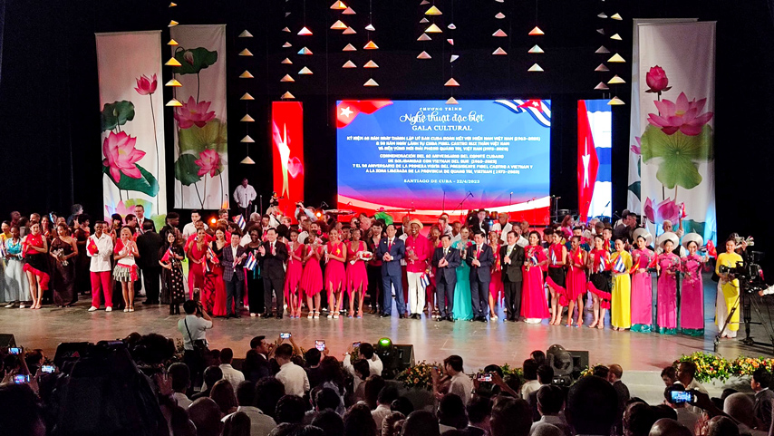 Van Hoa Suc Manh Doan Ket Viet Nam Cuba 11