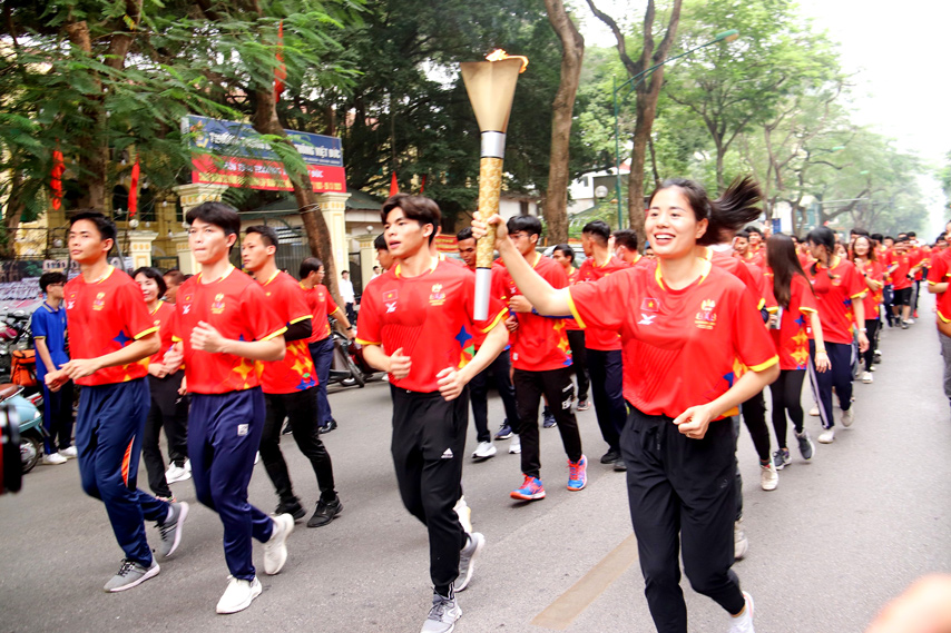 Viet Nam Va Campuchia To Chuc Le Ruoc Duoc Sea Games 32 09