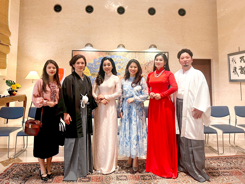 Viet Nam Va Nhat Ban Hop Tac Xay Dung Vo Kich Opera Cong Nu Anio Ky Niem 50 Nam Thiet Lap Quan He Ngoai Giao Viet Nam Nhat Ban 07