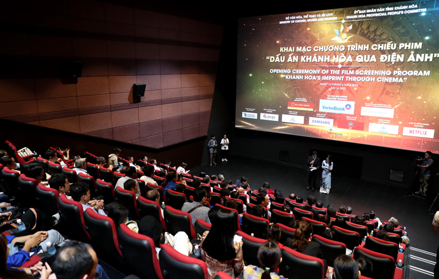 Dien Dan Du Lich Va Dien Anh Vn Tai Nha Trang 01