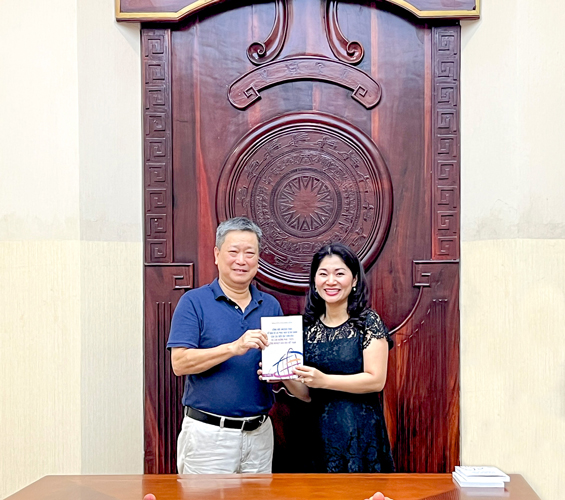 Huong Toi Cac Hd To Chuc Tuan Vh Vn Tai Phap 04