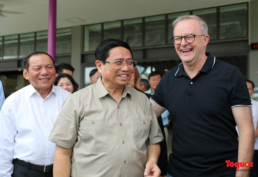 Thu Tuong Pmc Va Thu Tuong Uc Gap Giao Luu Voi 2 Doi Tuyen Bong Da Nu 09