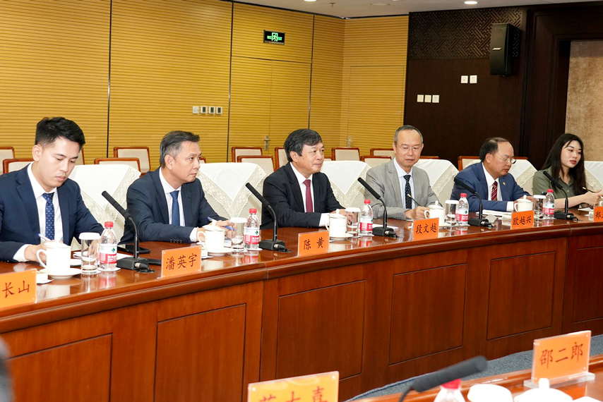 Thuc Day Hop Tac Van Hoa Va Du Lich Vn Tq 03