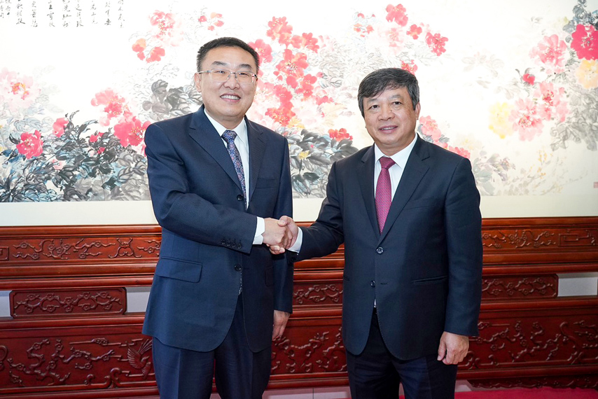 Thuc Day Hop Tac Van Hoa Va Du Lich Vn Tq 05