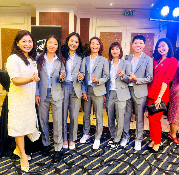 Tiec Chuc Mung Doi Tuyen Bong Da Nu Quoc Gia Viet Nam Len Duong Tham Gia World Cup 2023 05