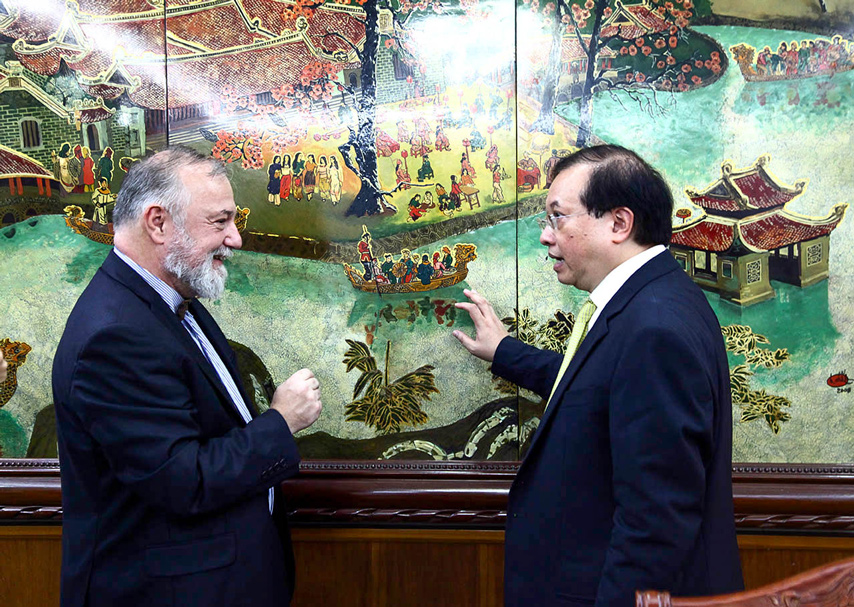 Vh Cau Noi Quan Trong Thuc Day Hop Tac Giua Vn Sec 03