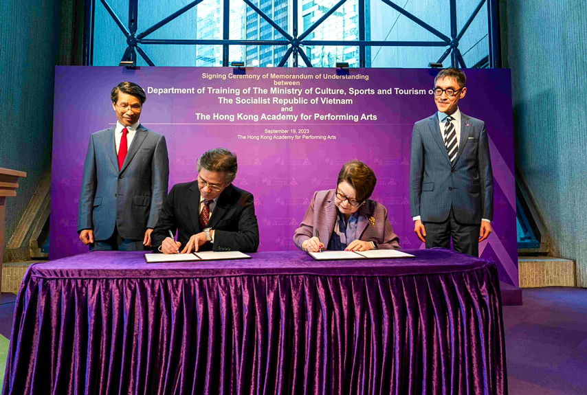 Dau An Van Hoa Doi Ngoai Viet Nam Tai Hong Cong Trung Quoc 05