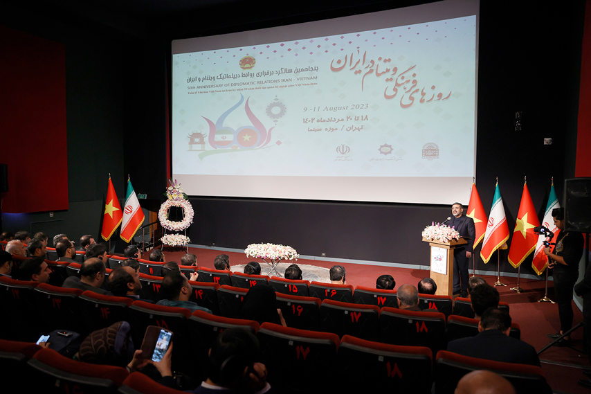 Van Hoa Viet Nam Tren Que Huong Cua Nhung Cau Chuyen Nghin Le Mot Dem 04