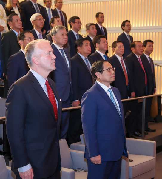 Chao Mung Ky Niem Quan He Doi Tac Chien Luoc Toan Dien Vn Usa 08