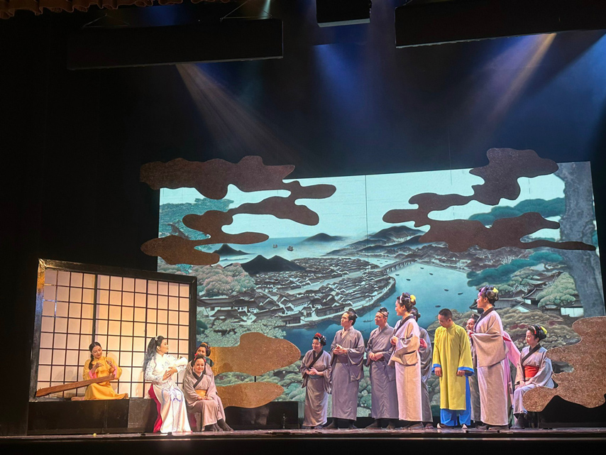 Chao Don Hoang Thai Tu Va Cong Nuong Nb Du Cong Dien Vo Opera Cong Nu Anio 4