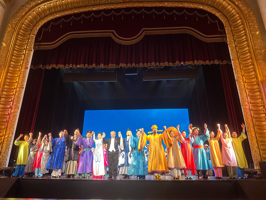 Chao Don Hoang Thai Tu Va Cong Nuong Nb Du Cong Dien Vo Opera Cong Nu Anio 6