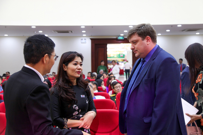 Doi Ngoai Nhan Dan Soi Day Ket Noi Quan He Huu Nghi Vn Nga 01