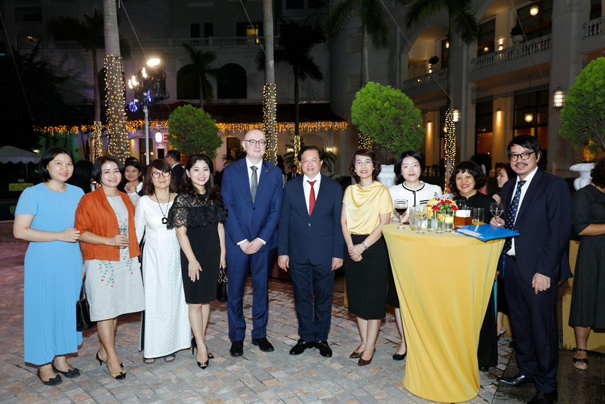 Hop Tac Vn Vn Wallonie Bruxelles Hop Tac 2 Ben Cung Co Loi 02