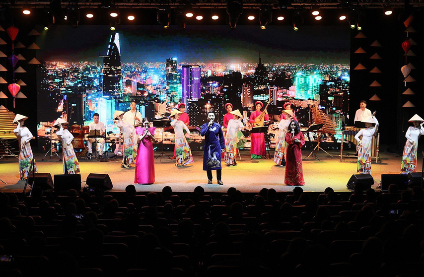 Nhung Sac Mau Vn Bung Sang Tren Que Huong Cua Vu Dieu Samba 01