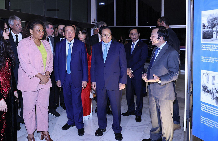 Nhung Sac Mau Vn Bung Sang Tren Que Huong Cua Vu Dieu Samba 08