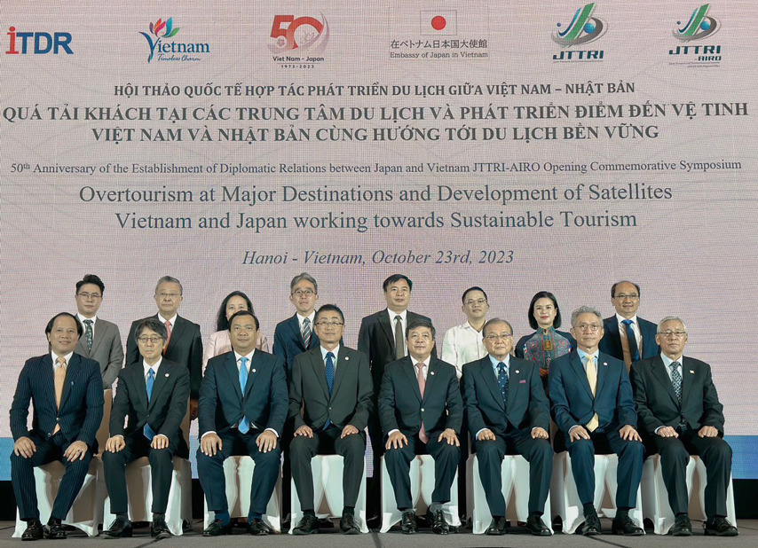 Tang Cuong Phat Trien Du Lich Ben Vung Vn Nb 04