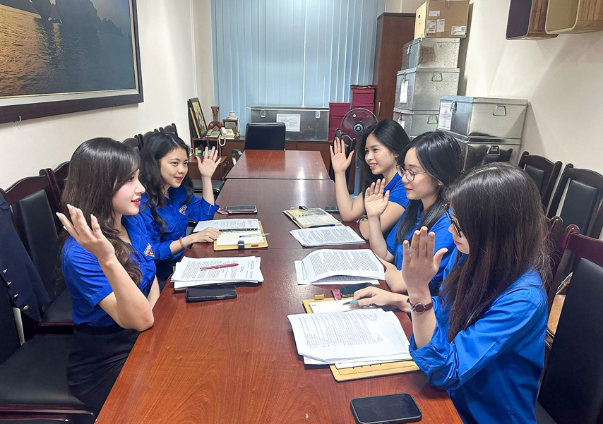 Tong Ket Cong Tac Doan 2023 03