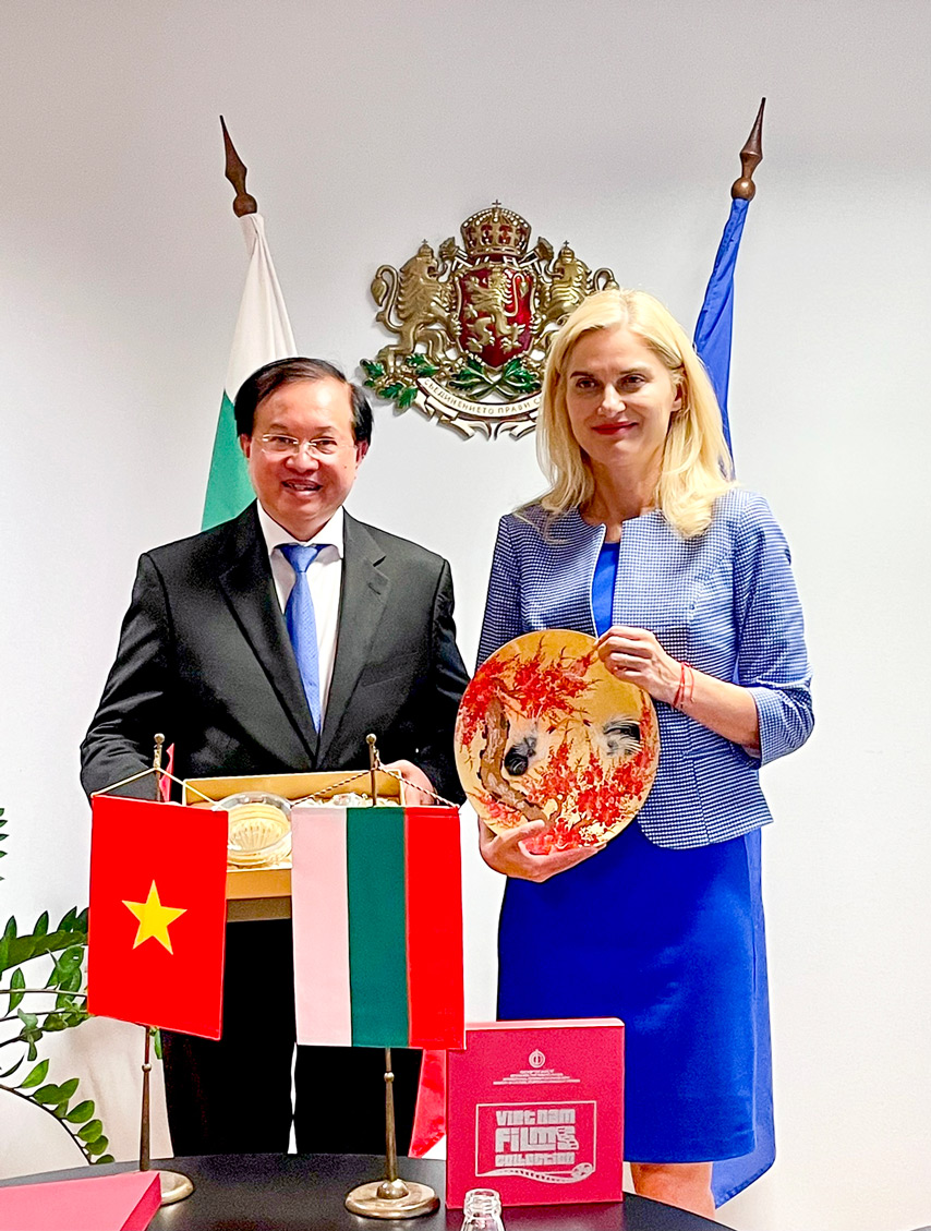 Trien Vong Mo Ea Canh Cua Hop Tac Vh Dl Vn Bulgaria Trong Thoi Ky Moi 06